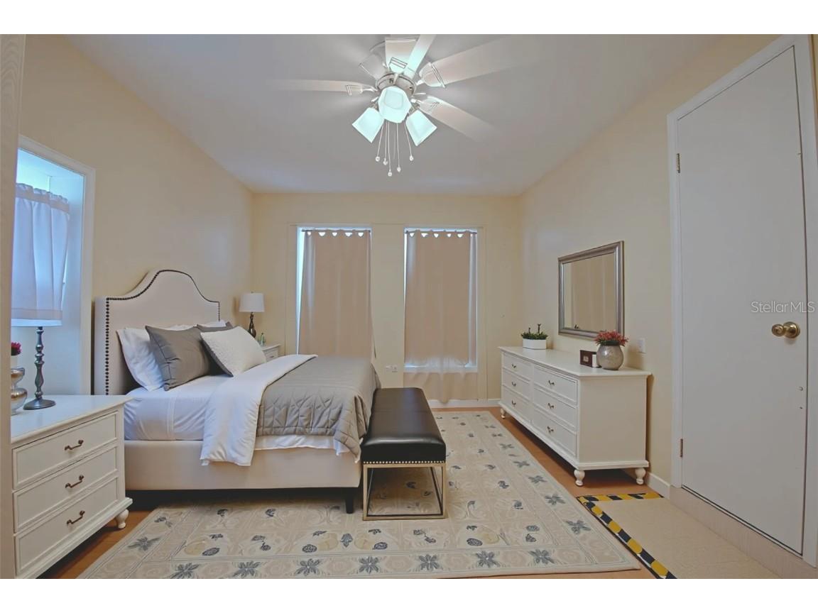 1136 Australia Avenue Daytona Beach FL 32114 V4945965 image32