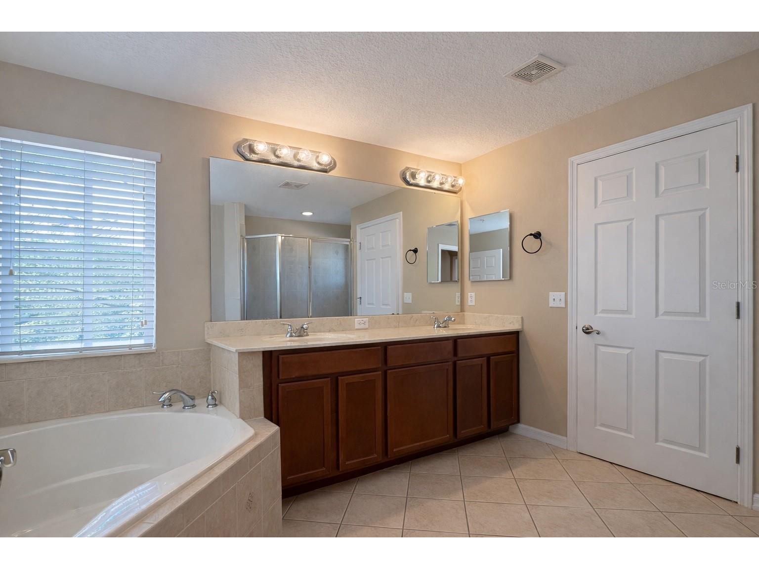 1136 Crestwood Commons Avenue Ocoee FL 34761 O6387227 image12