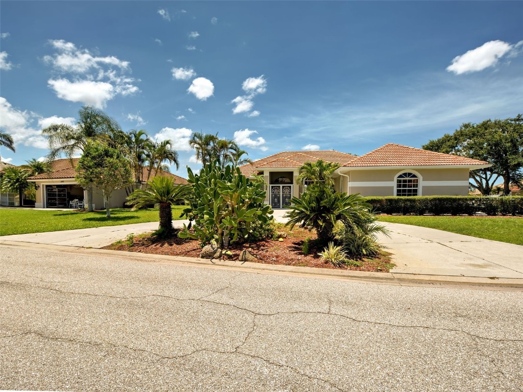 1136 Deardon Drive Venice FL 34292 N6139406 image1