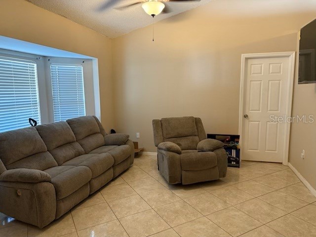 1136 Doncaster Court Kissimmee FL 34758 A4641203 image3