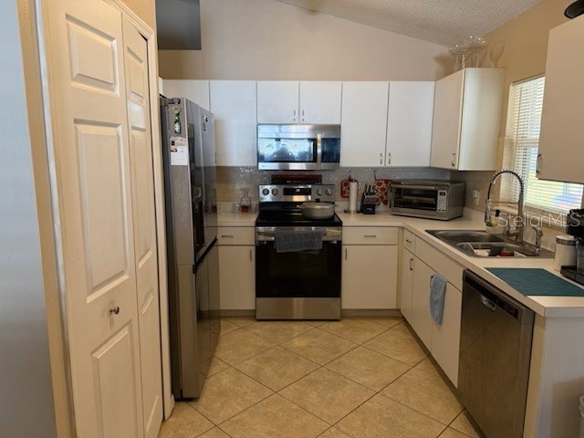 1136 Doncaster Court Kissimmee FL 34758 A4641203 image4