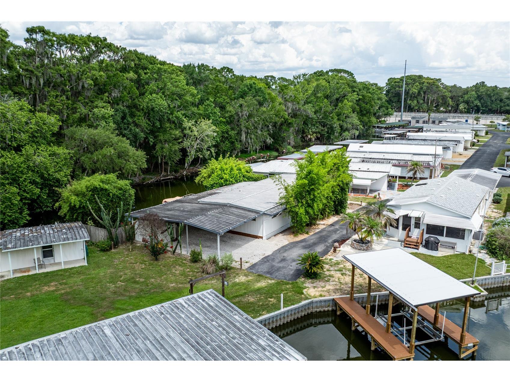 1136 Rue De Dore Tavares FL 32778 - DORA CANAL TO LAKE EUSTIS G5114447 image39