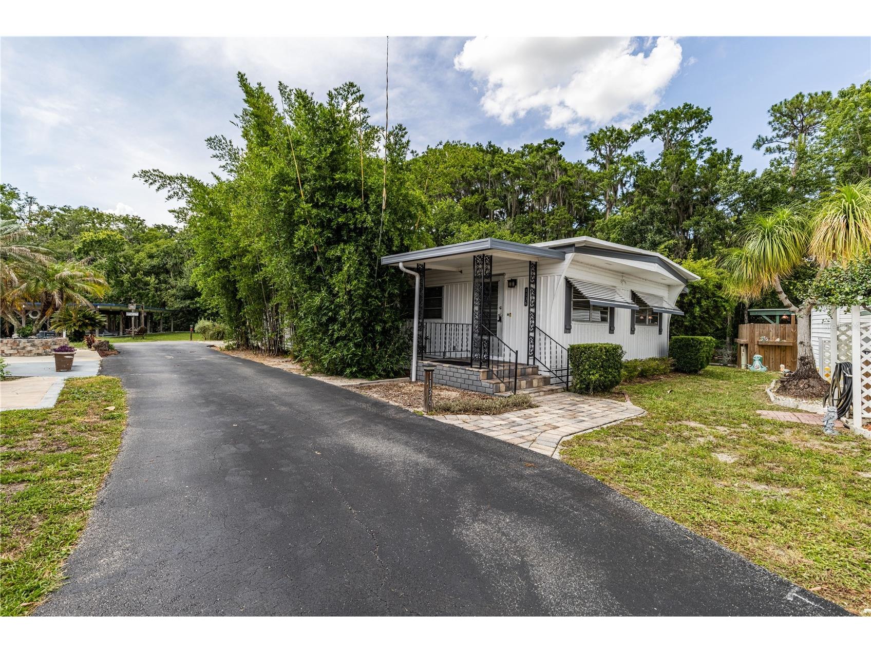 1136 Rue De Dore Tavares FL 32778 - DORA CANAL TO LAKE EUSTIS G5114447 image41