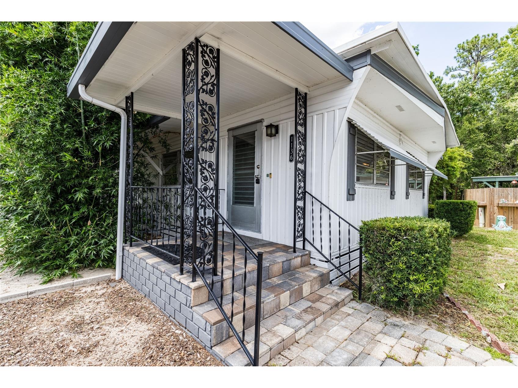 1136 Rue De Dore Tavares FL 32778 - DORA CANAL TO LAKE EUSTIS G5114447 image5