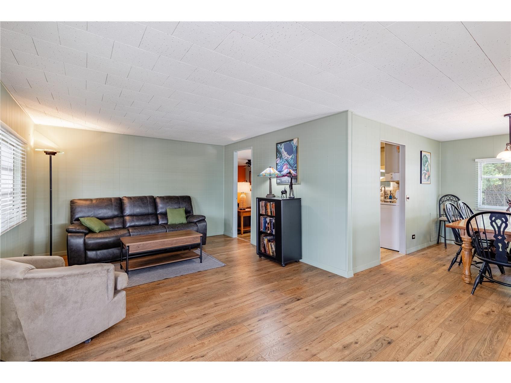 1136 Rue De Dore Tavares FL 32778 - DORA CANAL TO LAKE EUSTIS G5114447 image6