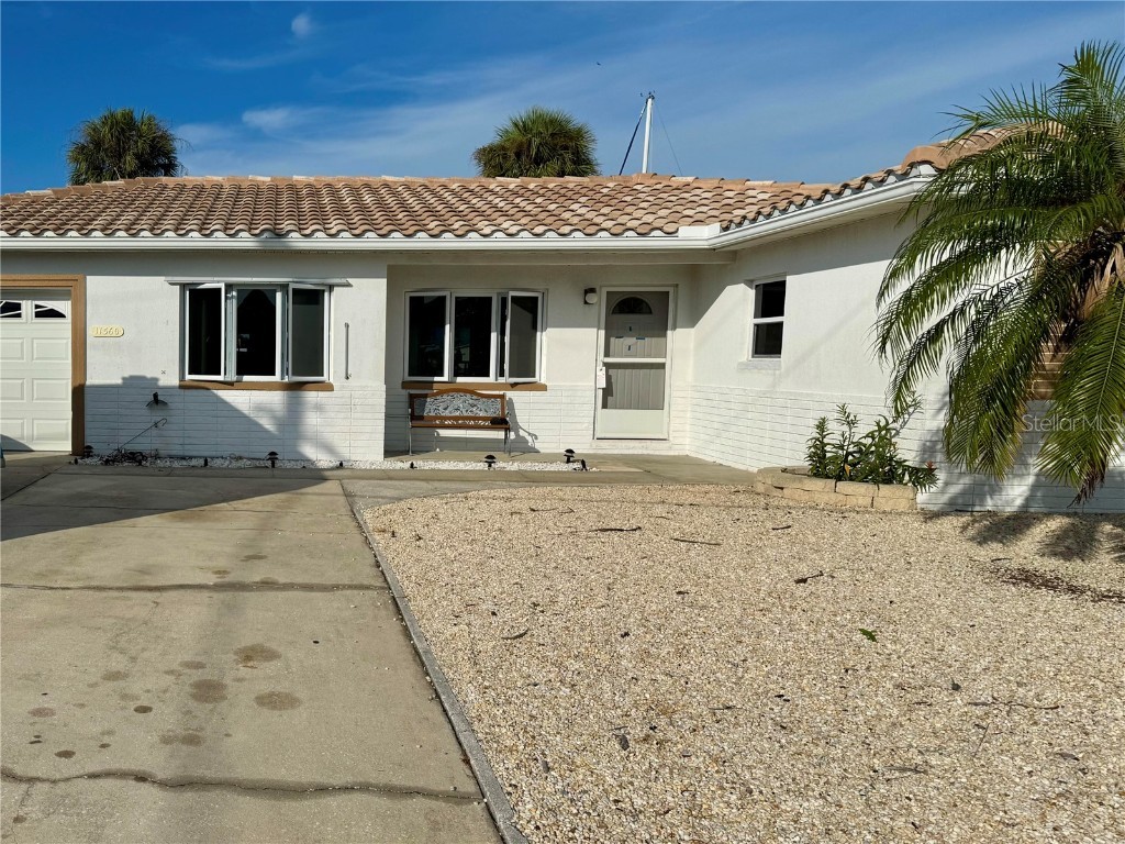 11360 5th Street E Treasure Island FL 33706 - BOCA CIEGA BAY TB8415131 image1