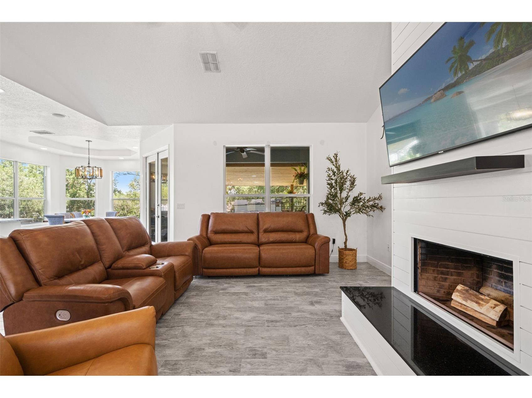 11360 Lark Sparrow Rd Weeki Wachee FL 34614 TB8509438 image10