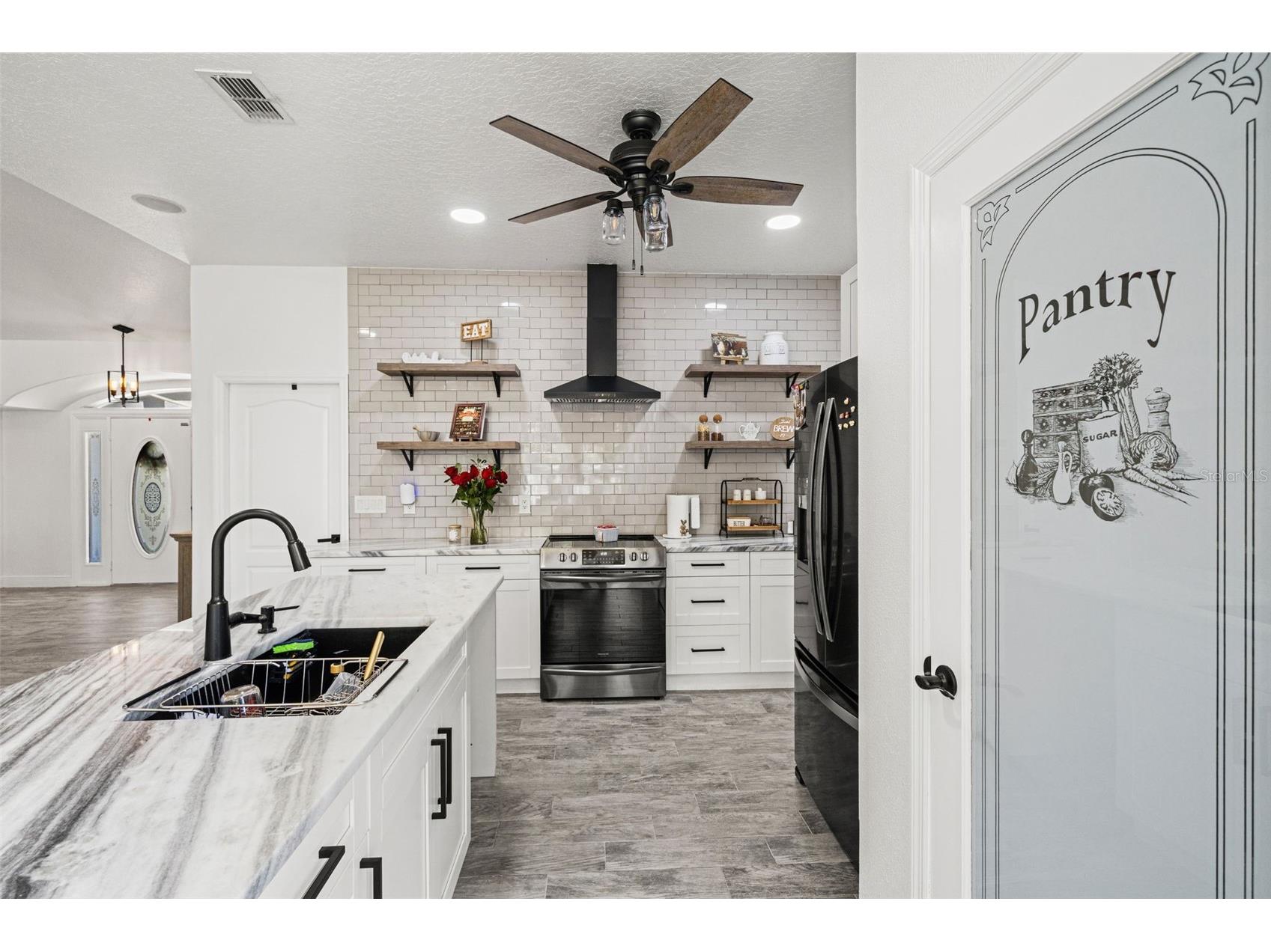 11360 Lark Sparrow Rd Weeki Wachee FL 34614 TB8509438 image16
