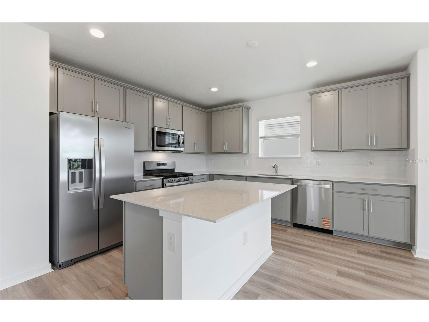 11362 Meadow River Way Parrish FL 34219 TB8475458 image3