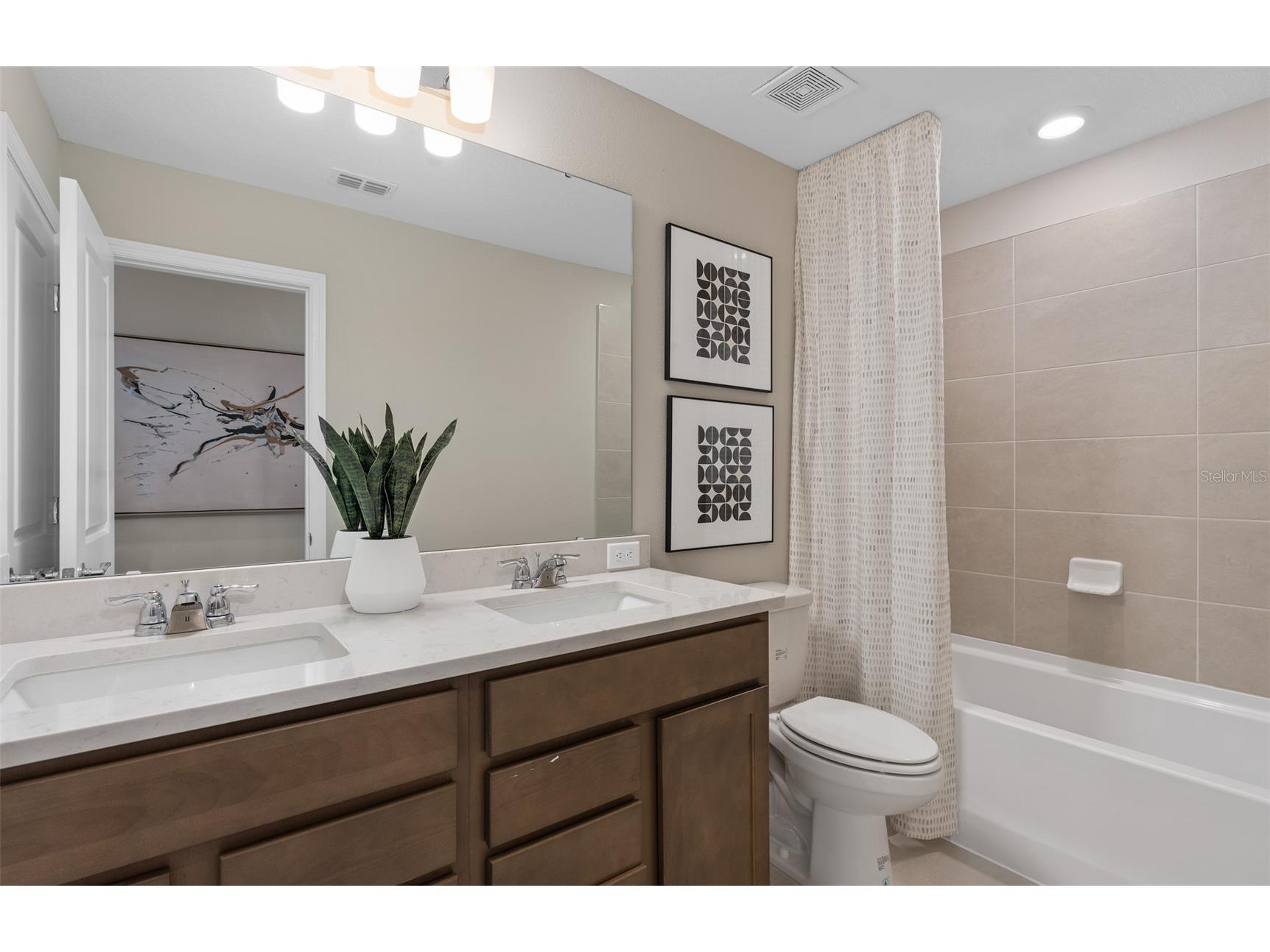 11365 Nona Sound Street Orlando FL 32832 O6393077 image24