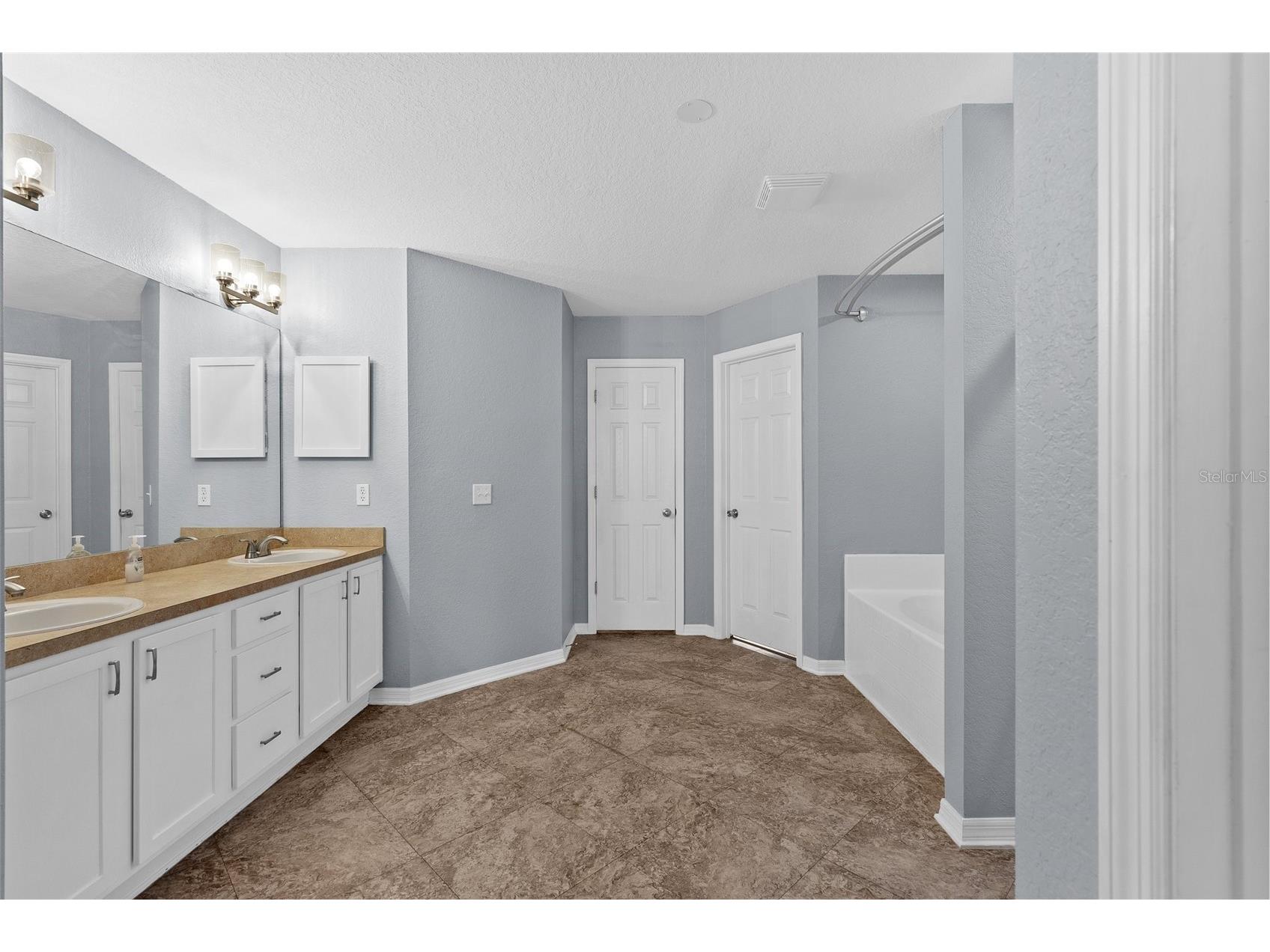 11366 Riddle Drive Spring Hill FL 34609 TB8499533 image25