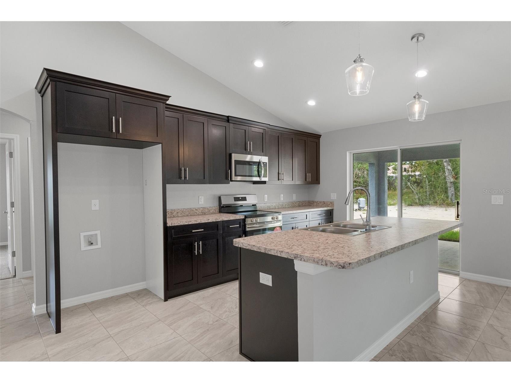 11367 Latchwood Avenue Weeki Wachee FL 34614 W7884019 image11