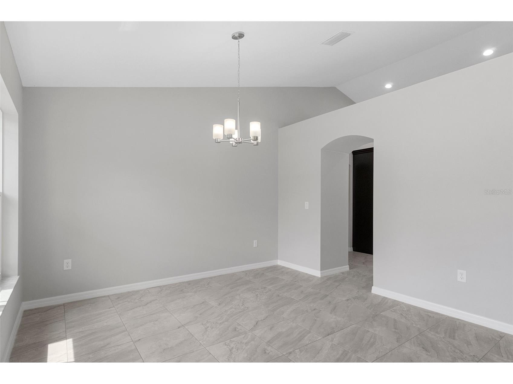 11367 Latchwood Avenue Weeki Wachee FL 34614 W7884019 image3