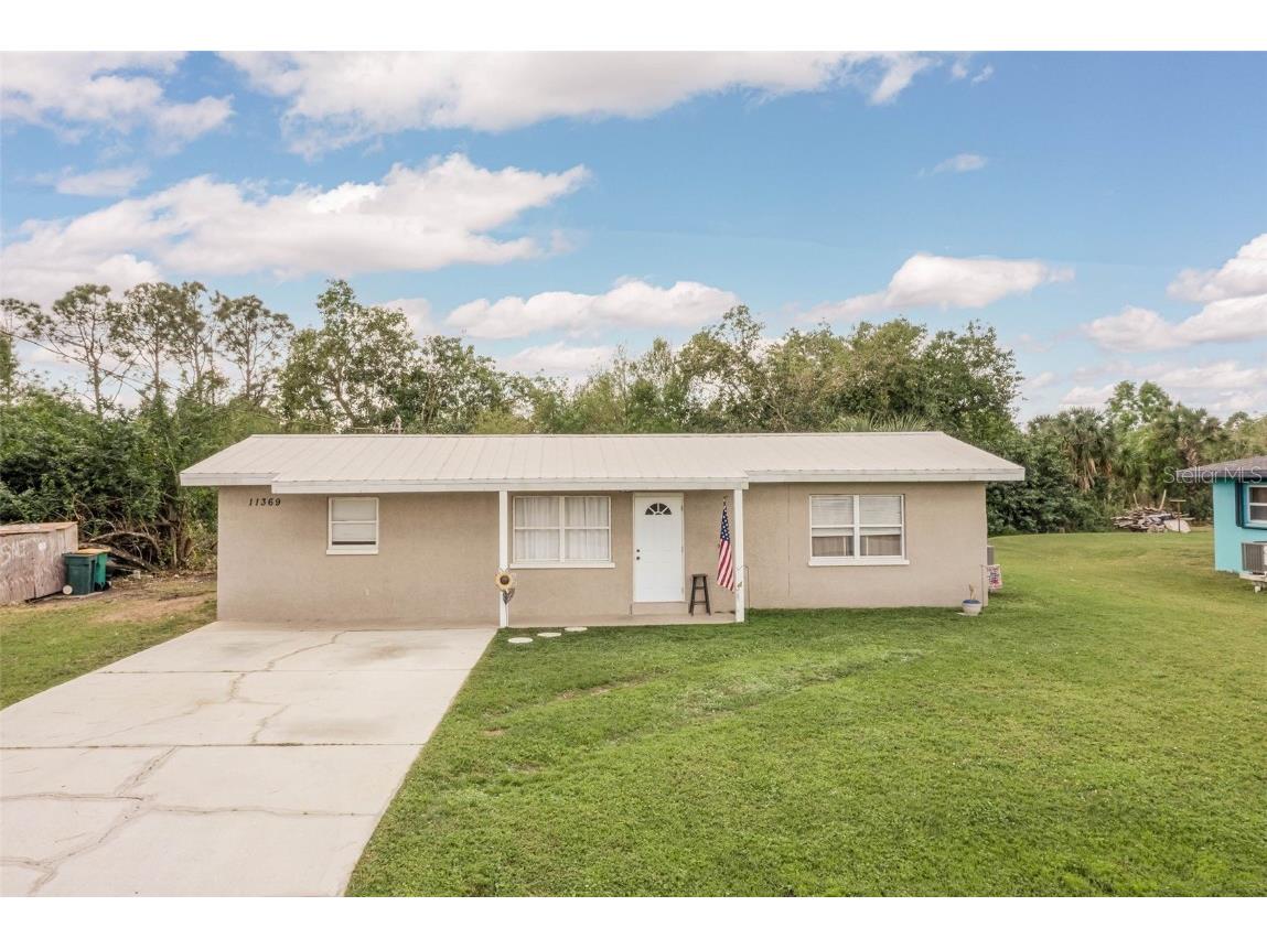 11369 1st Avenue Punta Gorda FL 33955 C7505179 image1