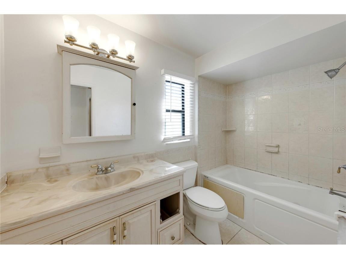 1137 54th Avenue S Saint Petersburg FL 33705 TB8357569 image16