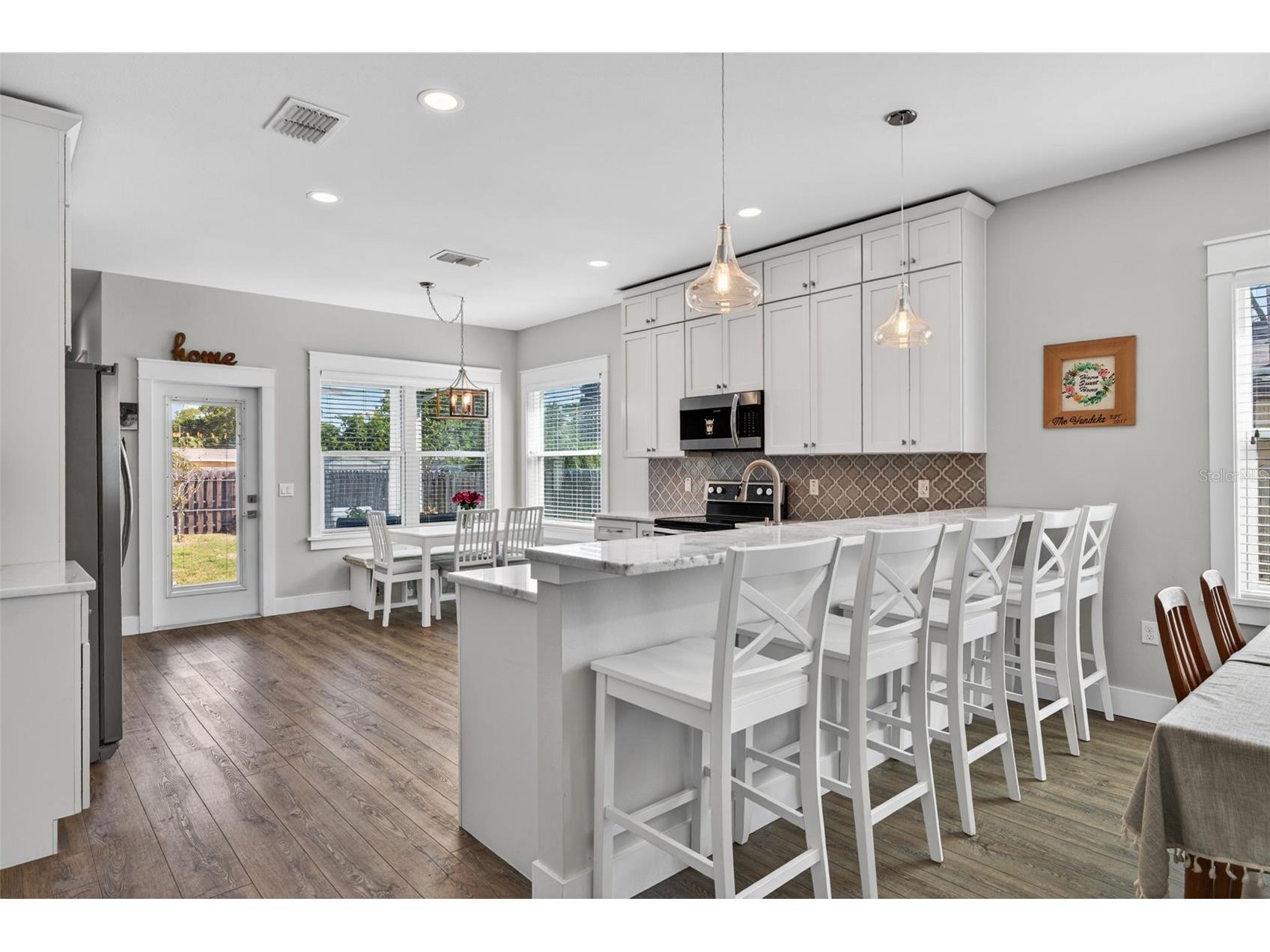 1137 55th Avenue N Saint Petersburg FL 33703 TB8499069 image11