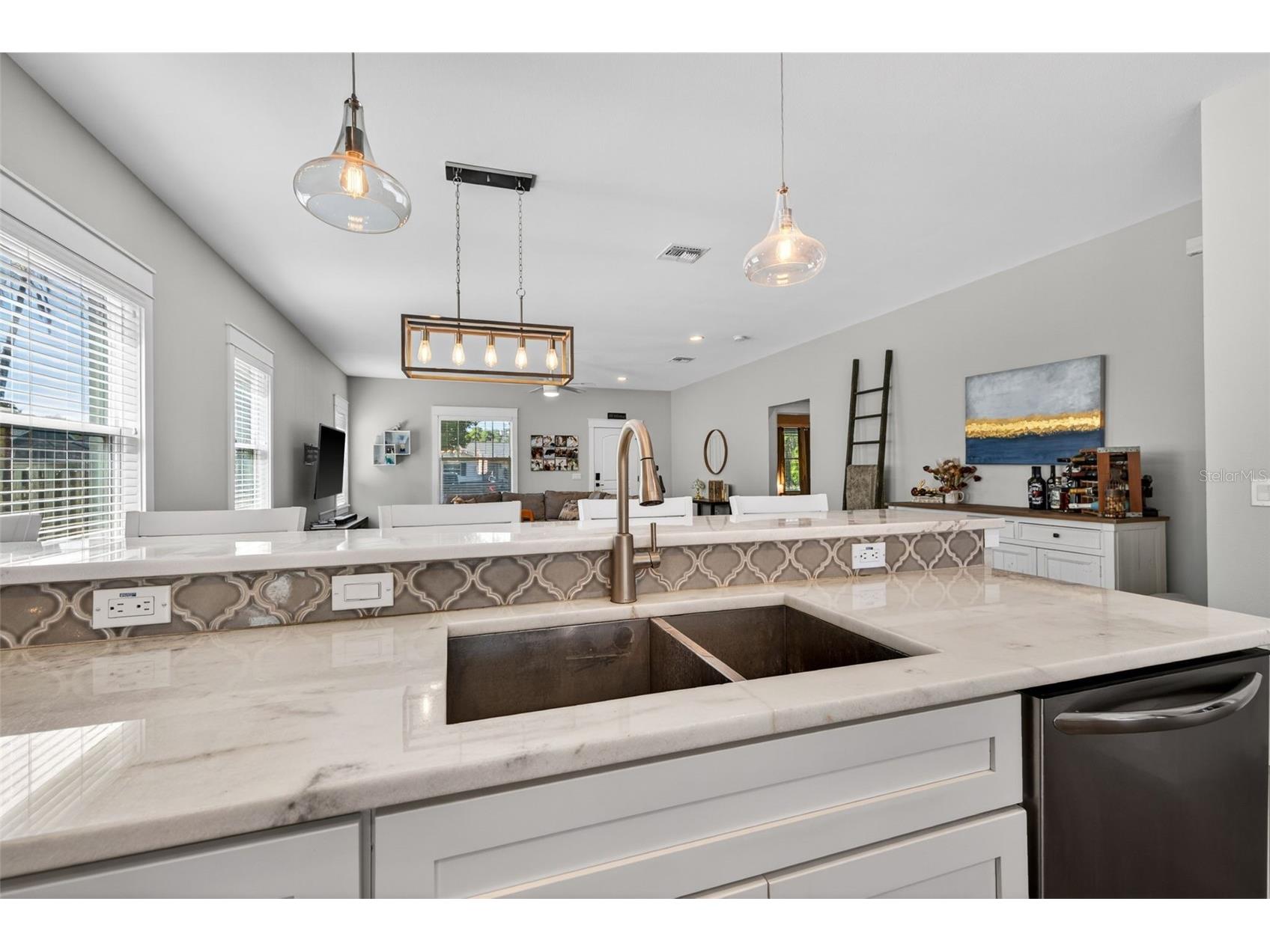 1137 55th Avenue N Saint Petersburg FL 33703 TB8499069 image14