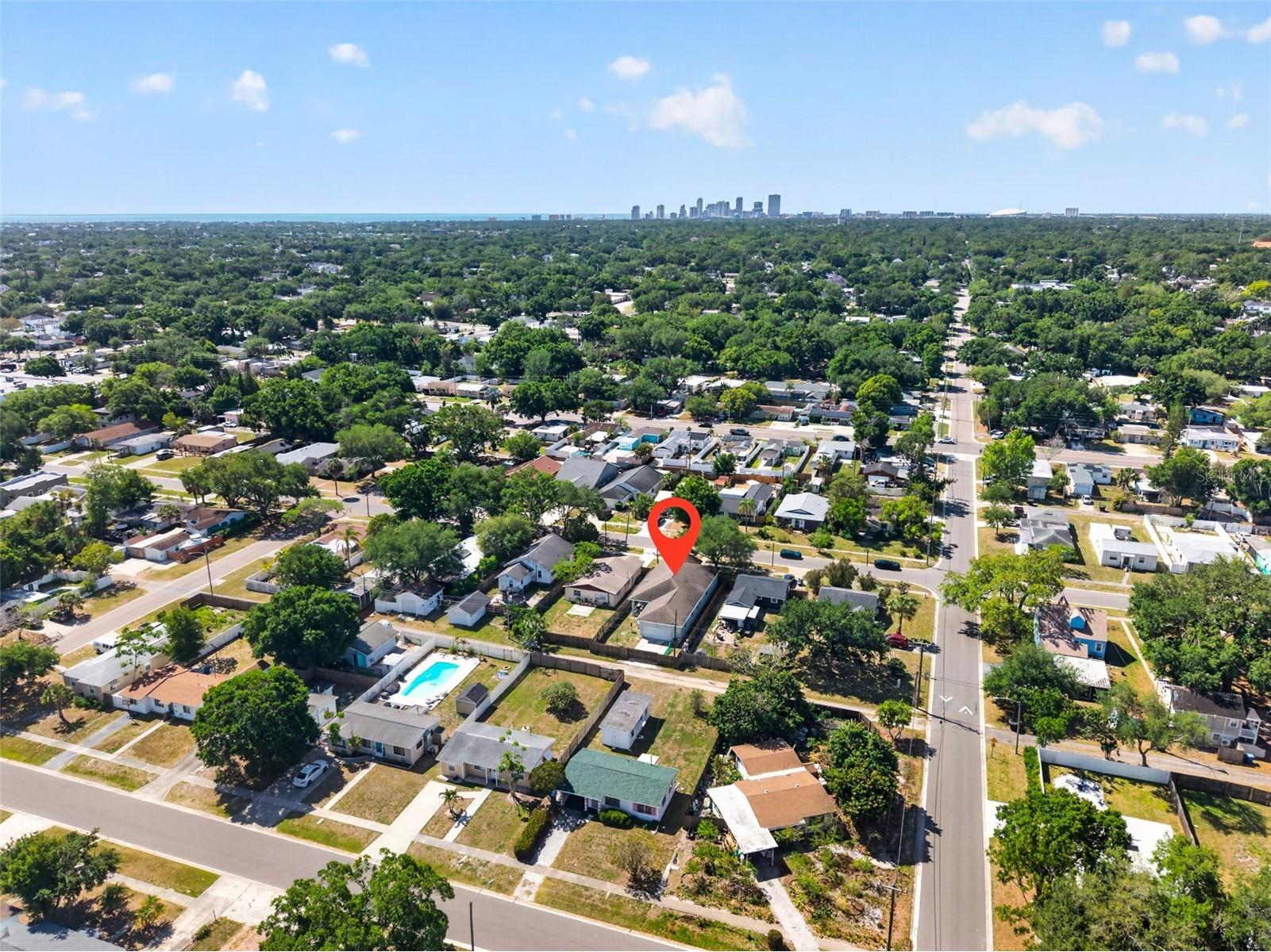 1137 55th Avenue N Saint Petersburg FL 33703 TB8499069 image32