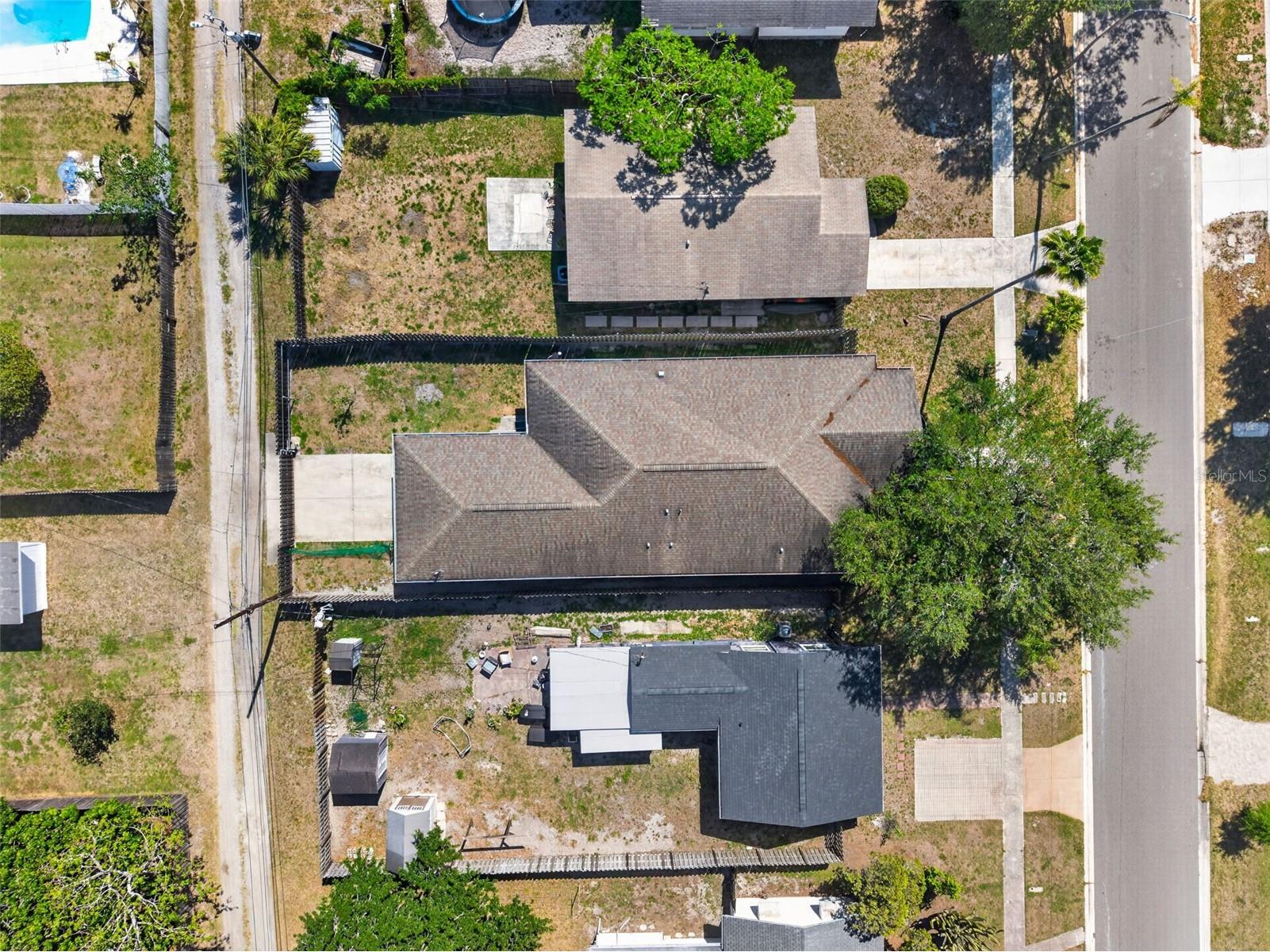 1137 55th Avenue N Saint Petersburg FL 33703 TB8499069 image33