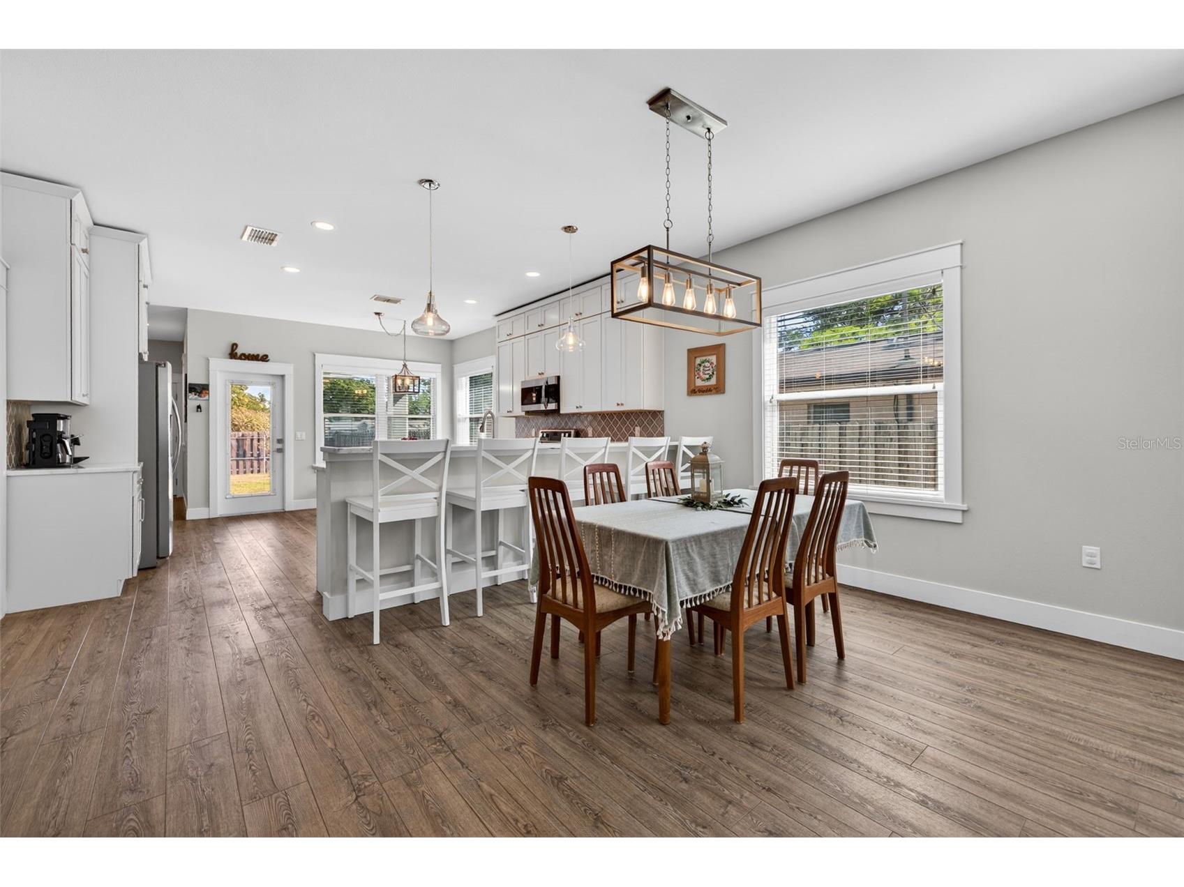 1137 55th Avenue N Saint Petersburg FL 33703 TB8499069 image8