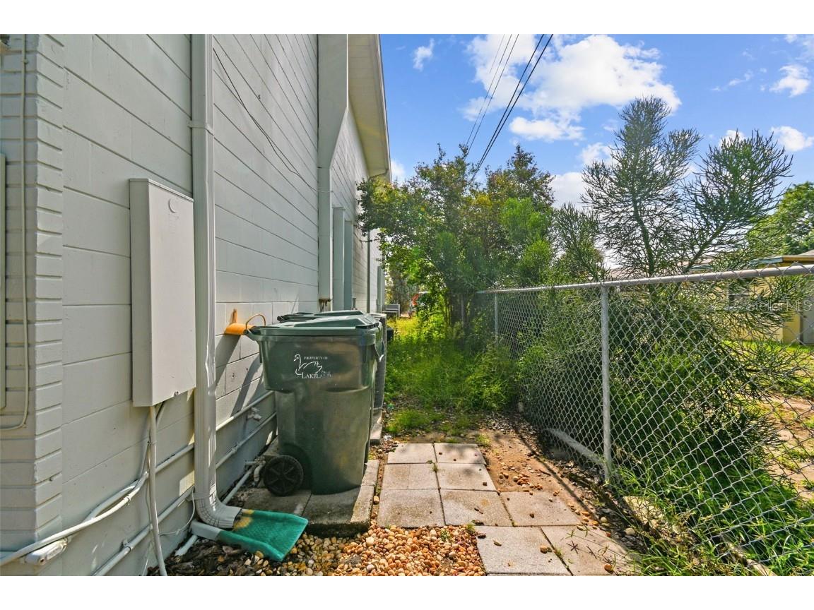1137 Bartow Road #205 Lakeland FL 33801 TB8458159 image17