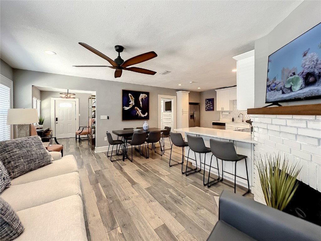 1137 Highland Street S Saint Petersburg FL 33701 TB8419127 image11