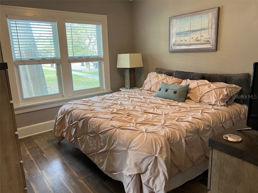 1137 Highland Street S Saint Petersburg FL 33701 TB8419127 image34