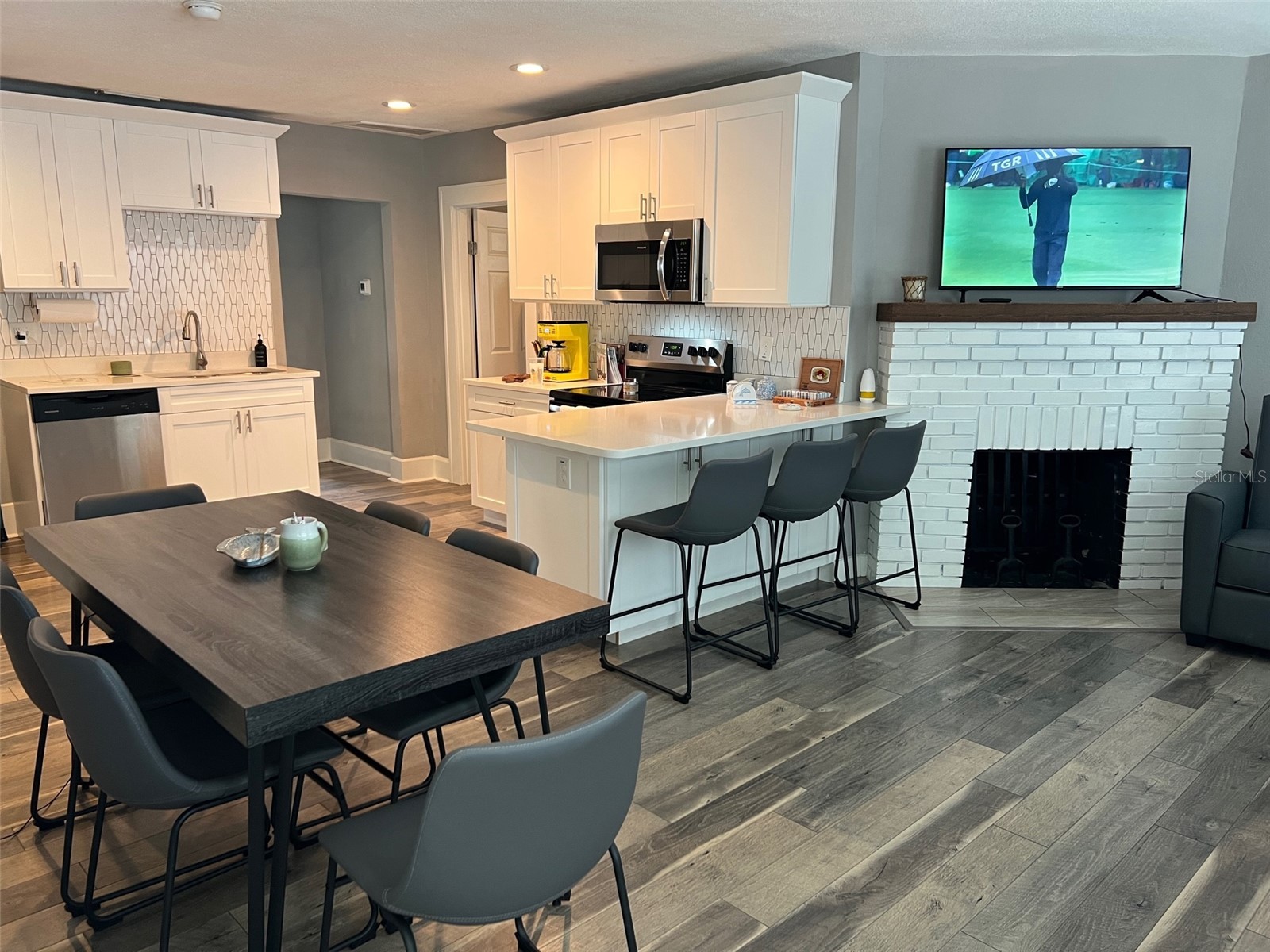 1137 Highland Street S Saint Petersburg FL 33701 TB8419127 image39