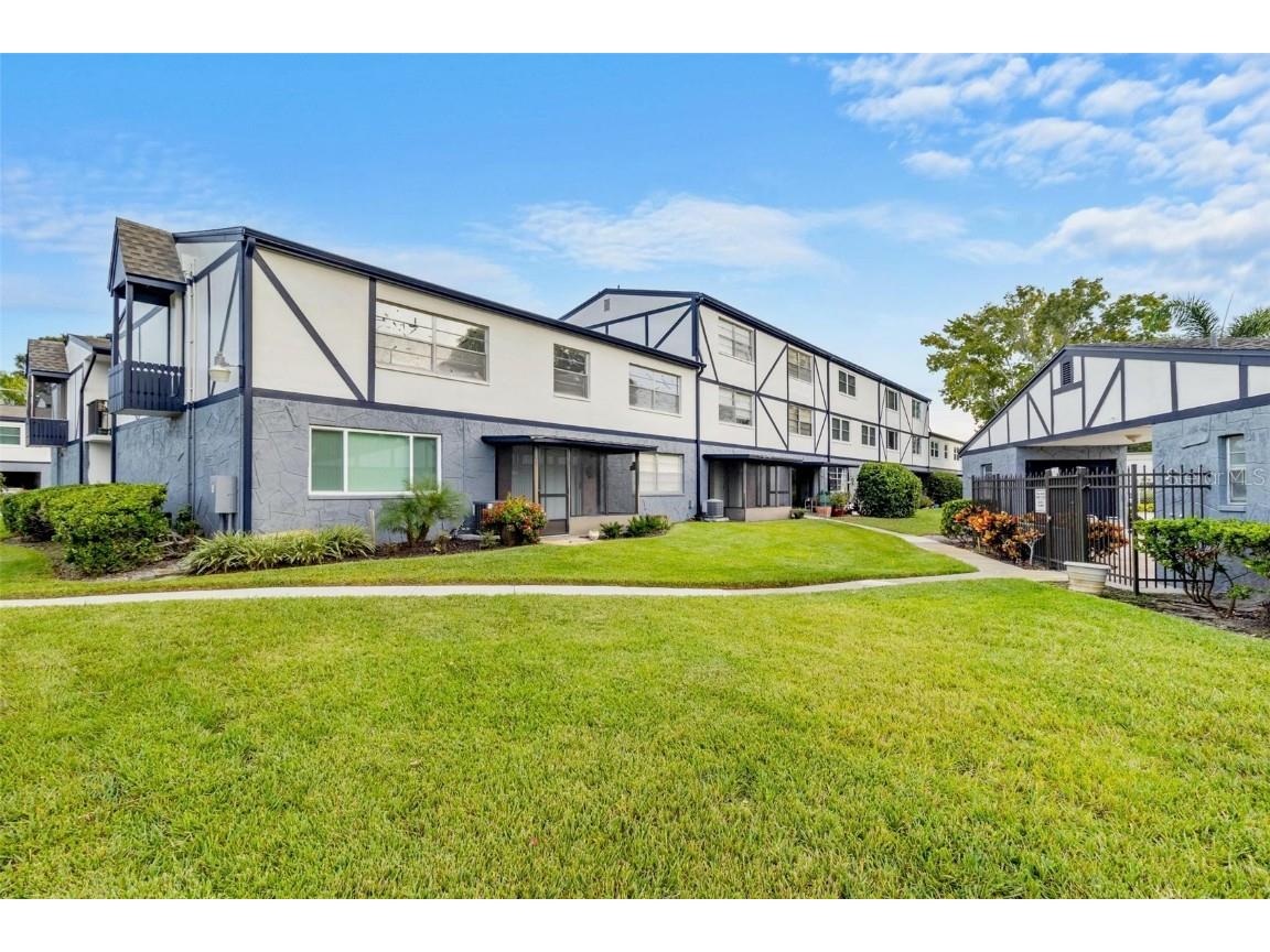1137 King Arthur Court #503 Dunedin FL 34698 U8218212 image1