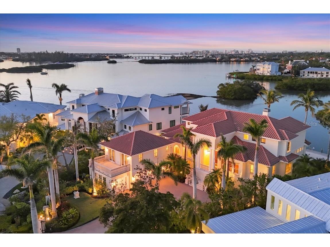 1137 N Lake Shore Drive Sarasota FL 34231 - SARASOTA BAY A4641614 image2