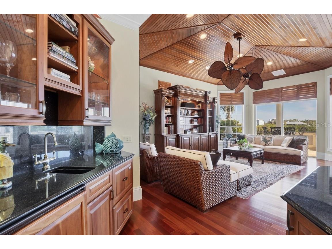 1137 N Lake Shore Drive Sarasota FL 34231 - SARASOTA BAY A4641614 image20