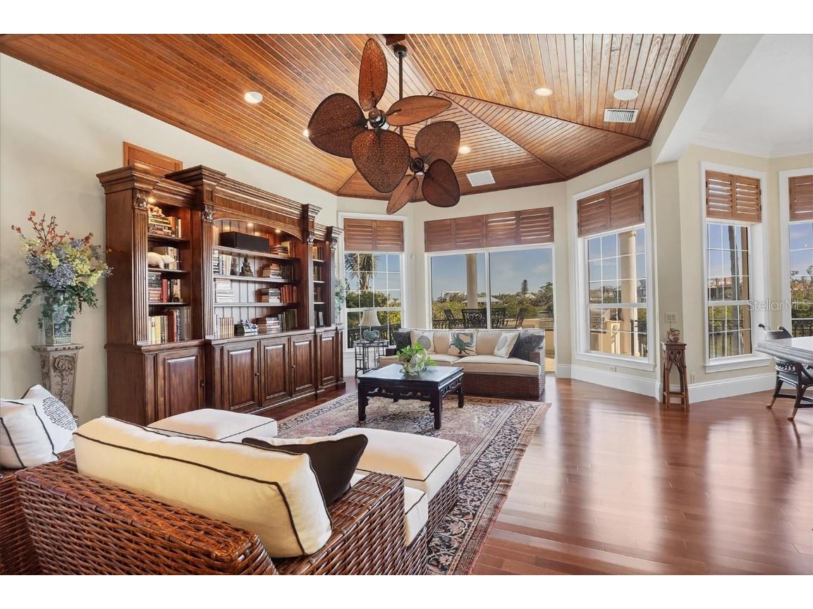 1137 N Lake Shore Drive Sarasota FL 34231 - SARASOTA BAY A4641614 image21