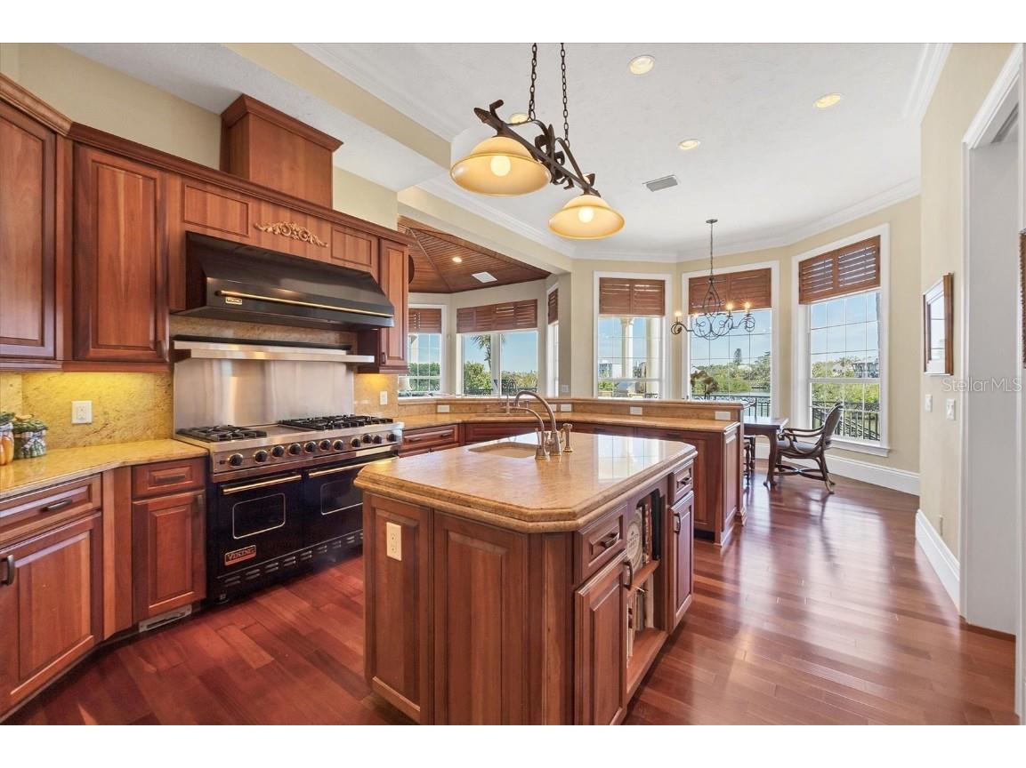 1137 N Lake Shore Drive Sarasota FL 34231 - SARASOTA BAY A4641614 image26