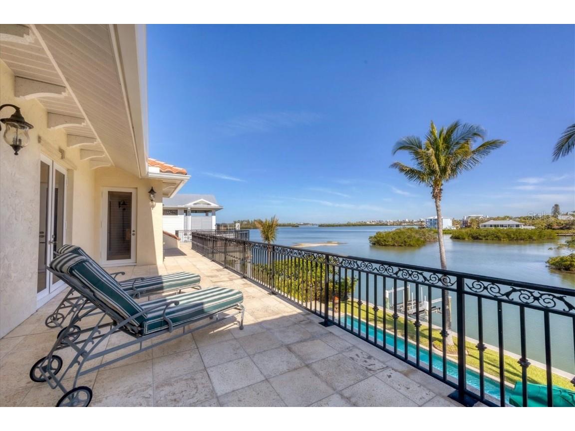 1137 N Lake Shore Drive Sarasota FL 34231 - SARASOTA BAY A4641614 image44