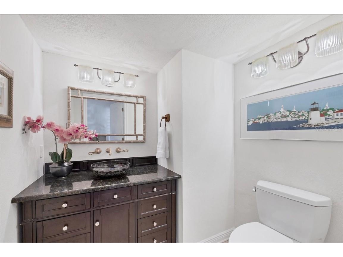 1137 N Lake Shore Drive Sarasota FL 34231 - SARASOTA BAY A4641614 image51