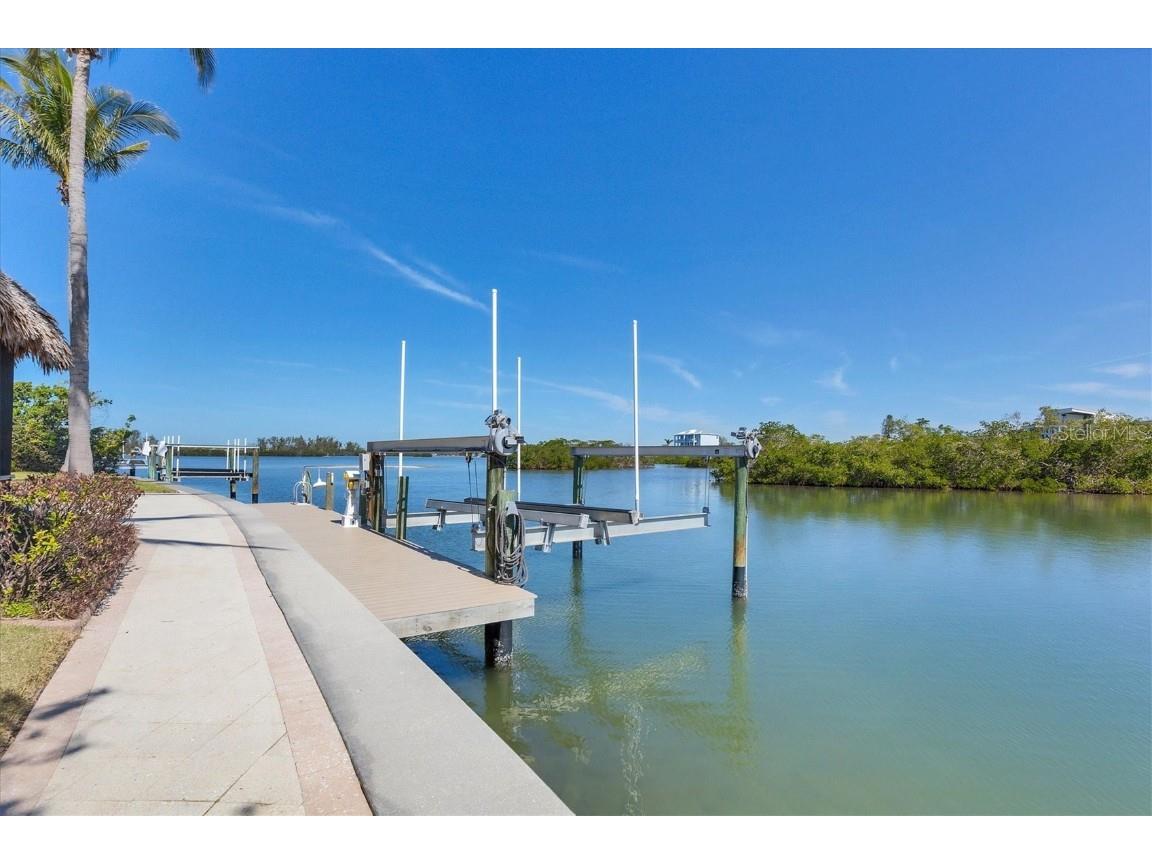 1137 N Lake Shore Drive Sarasota FL 34231 - SARASOTA BAY A4641614 image70