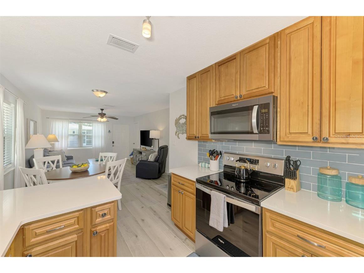 1137 N Moonmist Court #L-7 Sarasota FL 34242 - SARASOTA BAY A4664078 image15