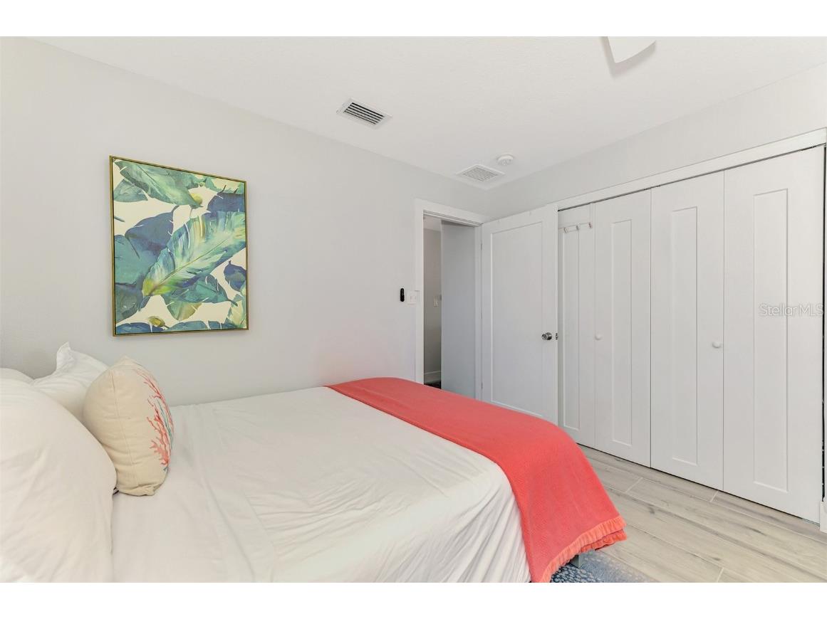 1137 N Moonmist Court #L-7 Sarasota FL 34242 - SARASOTA BAY A4664078 image23