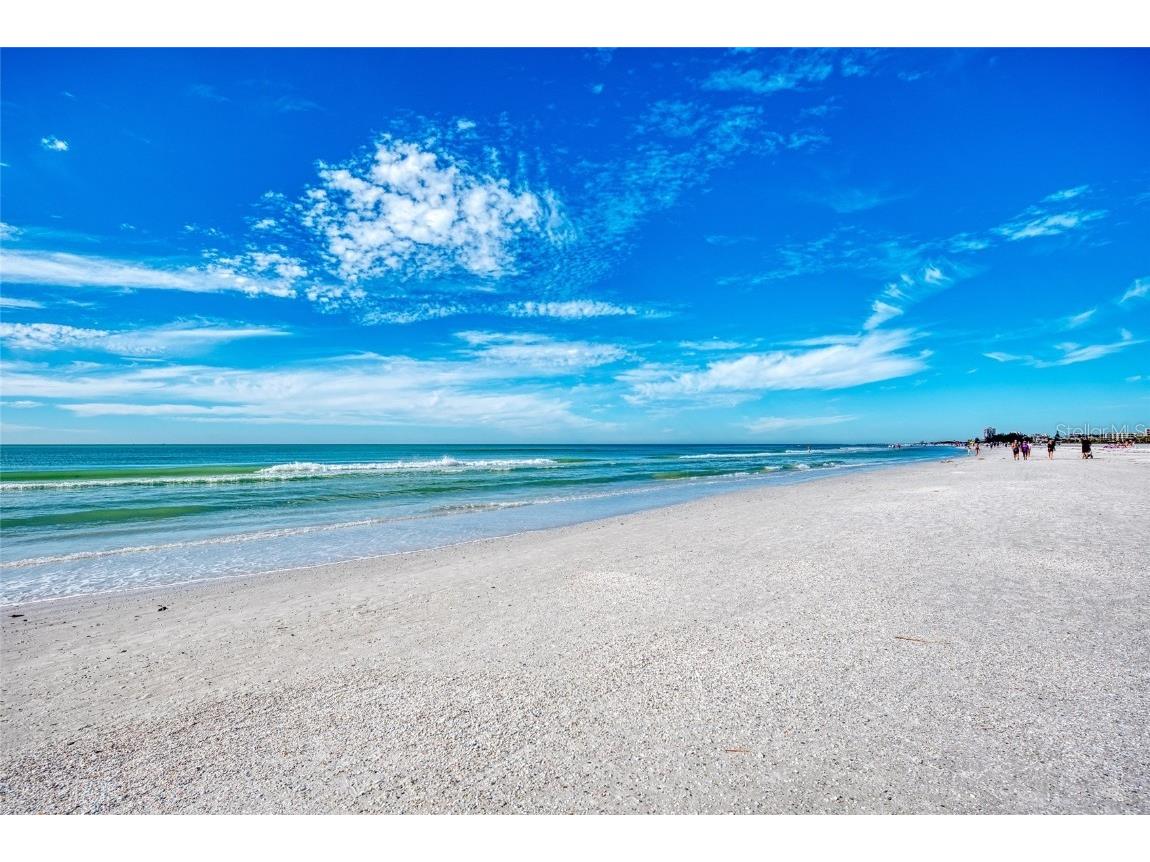 1137 N Moonmist Court #L-7 Sarasota FL 34242 - SARASOTA BAY A4664078 image36