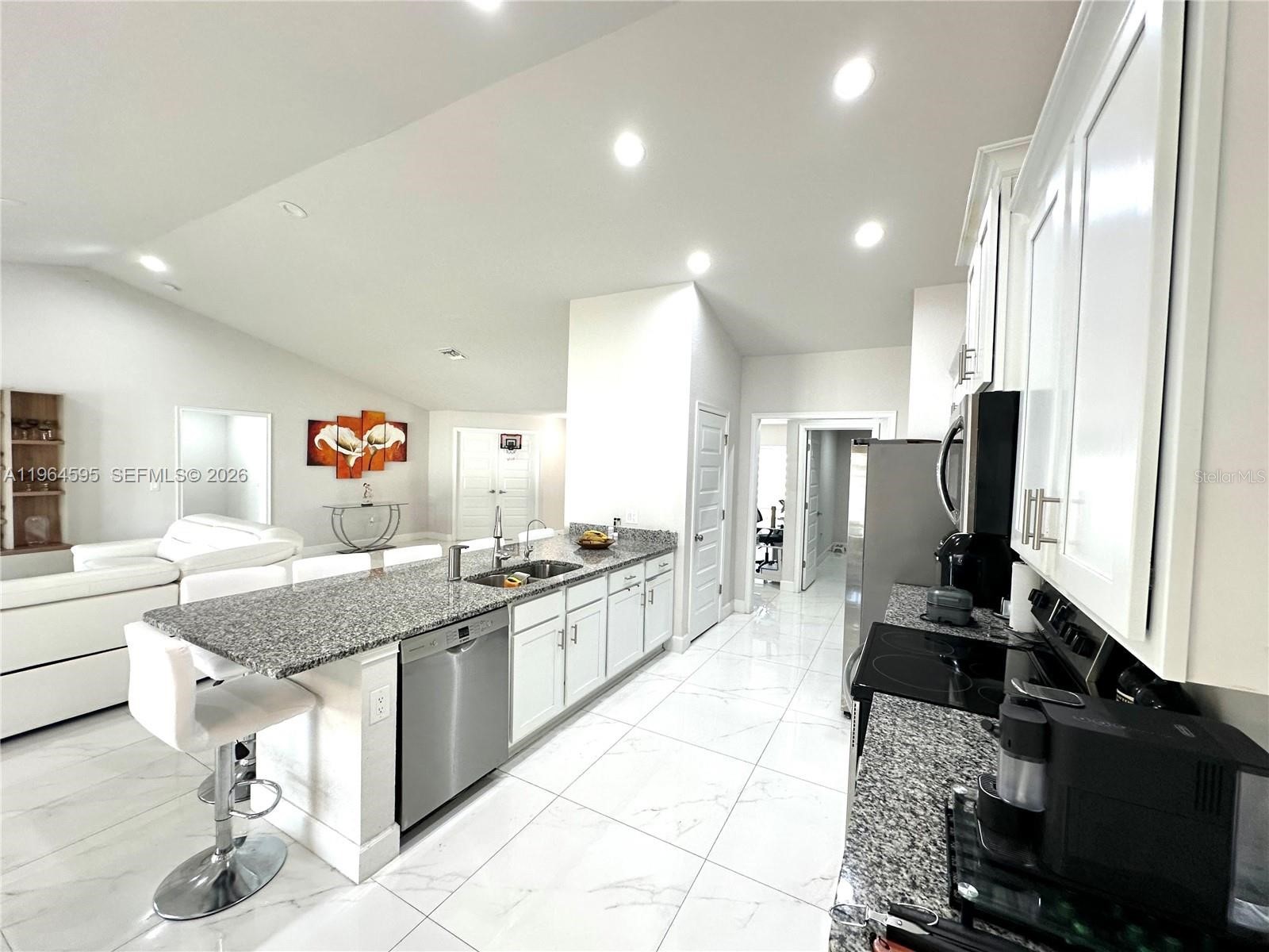 1137 NE 4th Place Cape Coral FL 33909 O6384088 image9