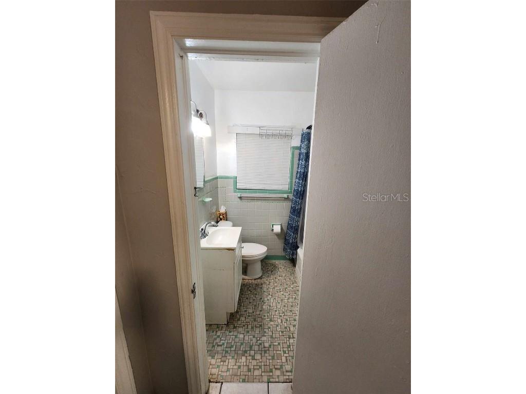 1137 NE 9th Street Ocala FL 34470 OM705881 image13