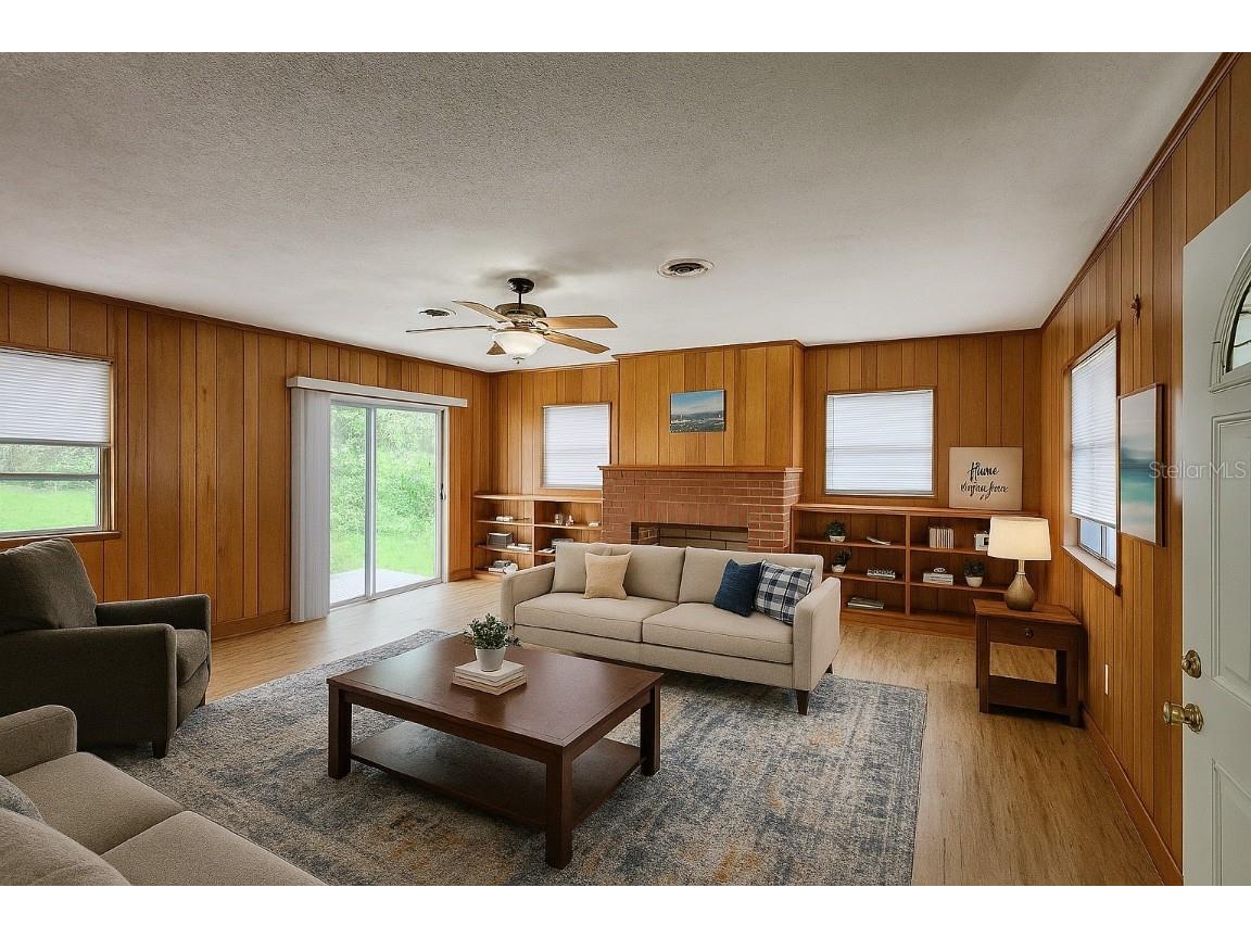 1137 NE 9th Street Ocala FL 34470 OM705881 image2