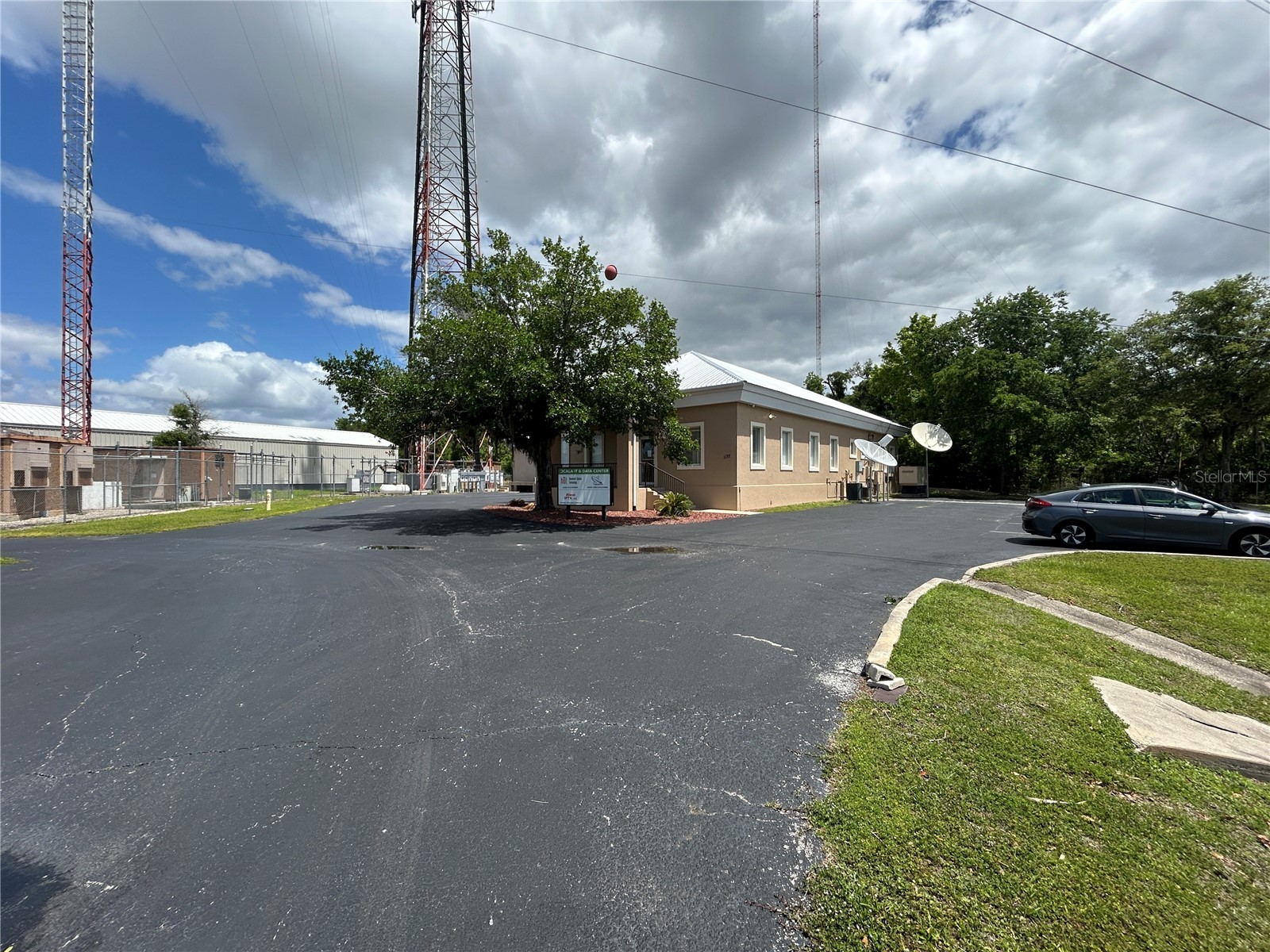1137 SW 7th Road Ocala FL 34471 OM725018 image1