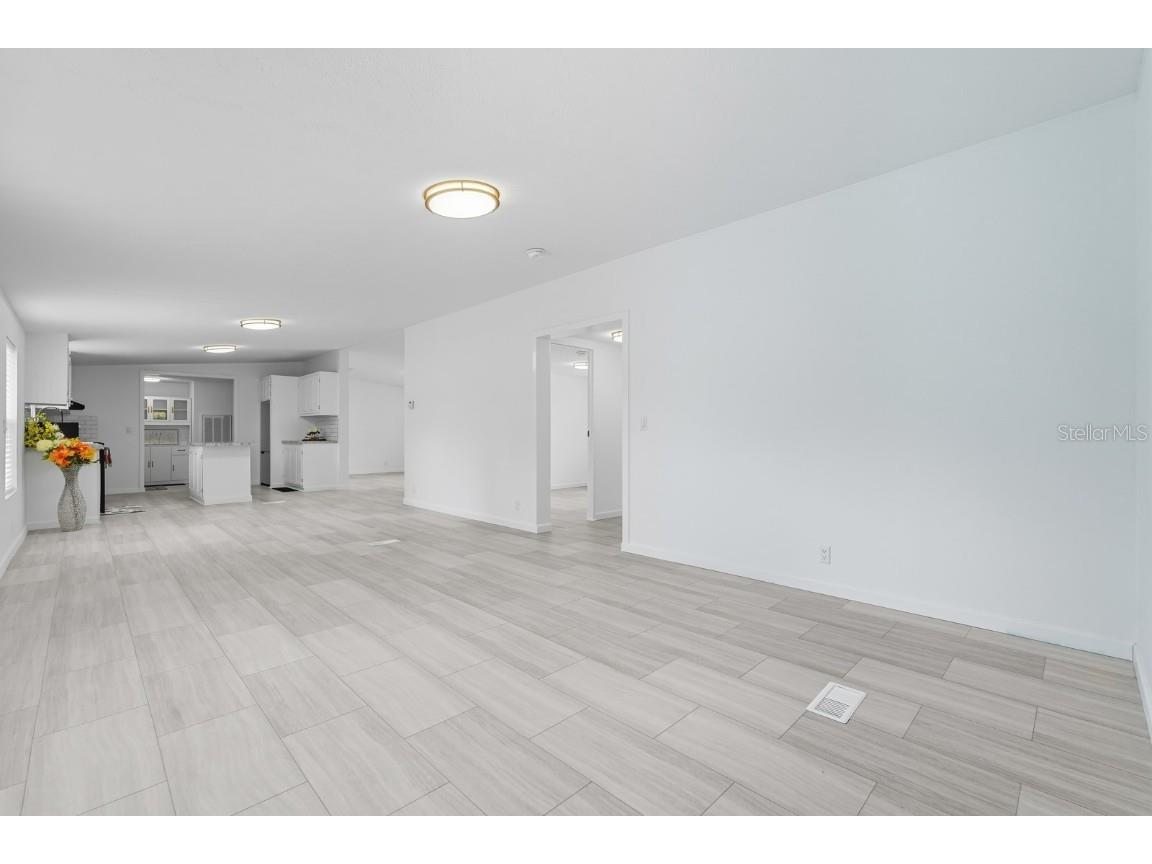 1137 Yaupon Street Daytona Beach FL 32117 V4945245 image12