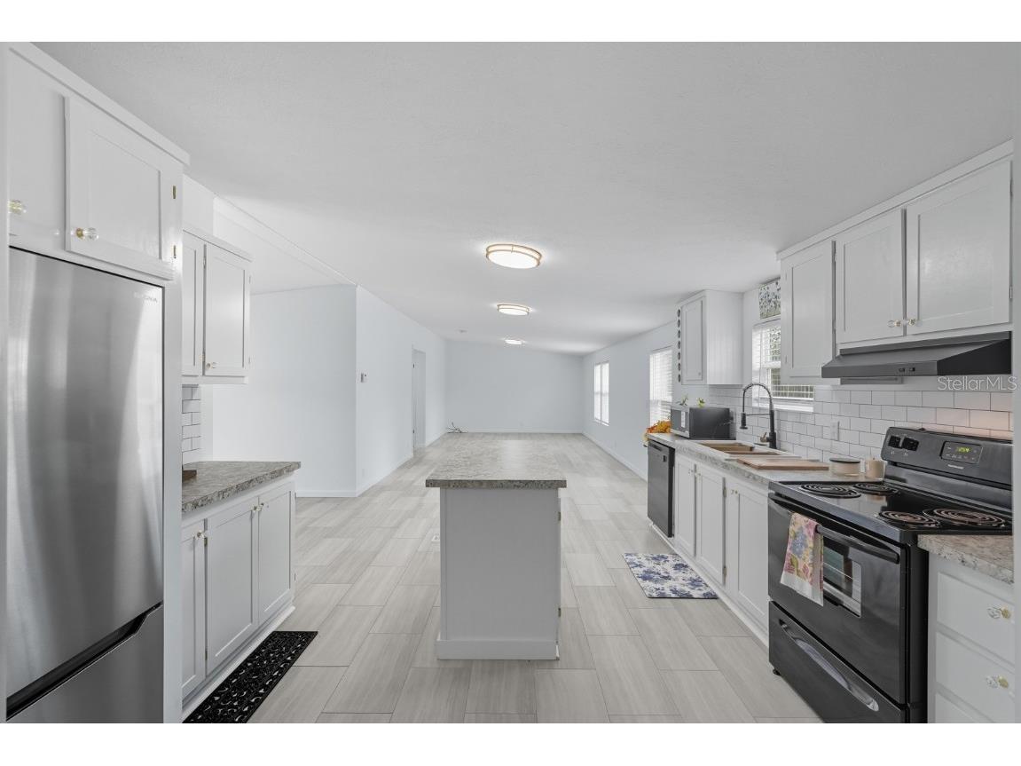 1137 Yaupon Street Daytona Beach FL 32117 V4945245 image18