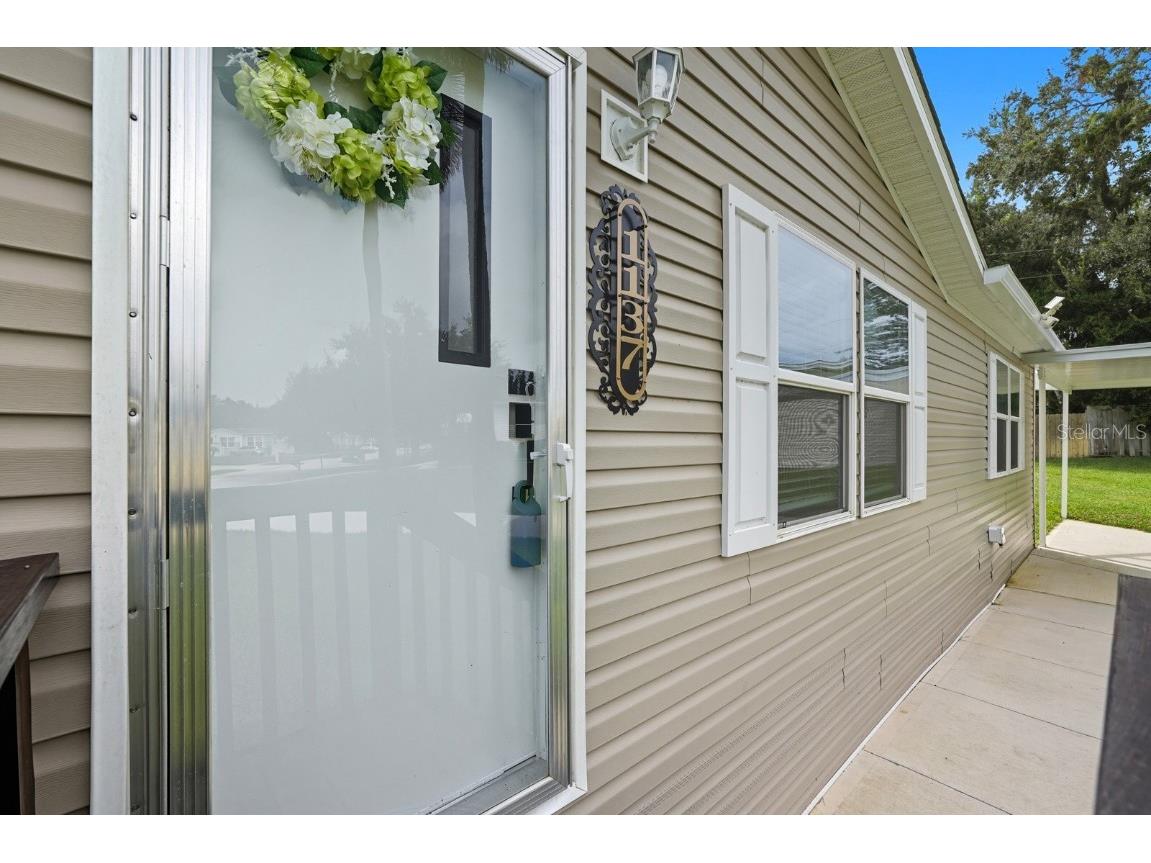 1137 Yaupon Street Daytona Beach FL 32117 V4945245 image2