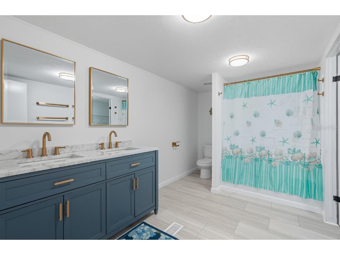 1137 Yaupon Street Daytona Beach FL 32117 V4945245 image4