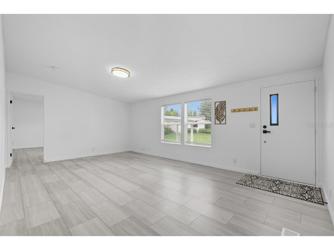 1137 Yaupon Street Daytona Beach FL 32117 V4945245 image9