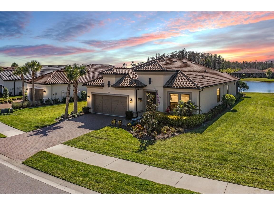 11374 Juglans Drive Odessa FL 33556 - POND U8194028 image1