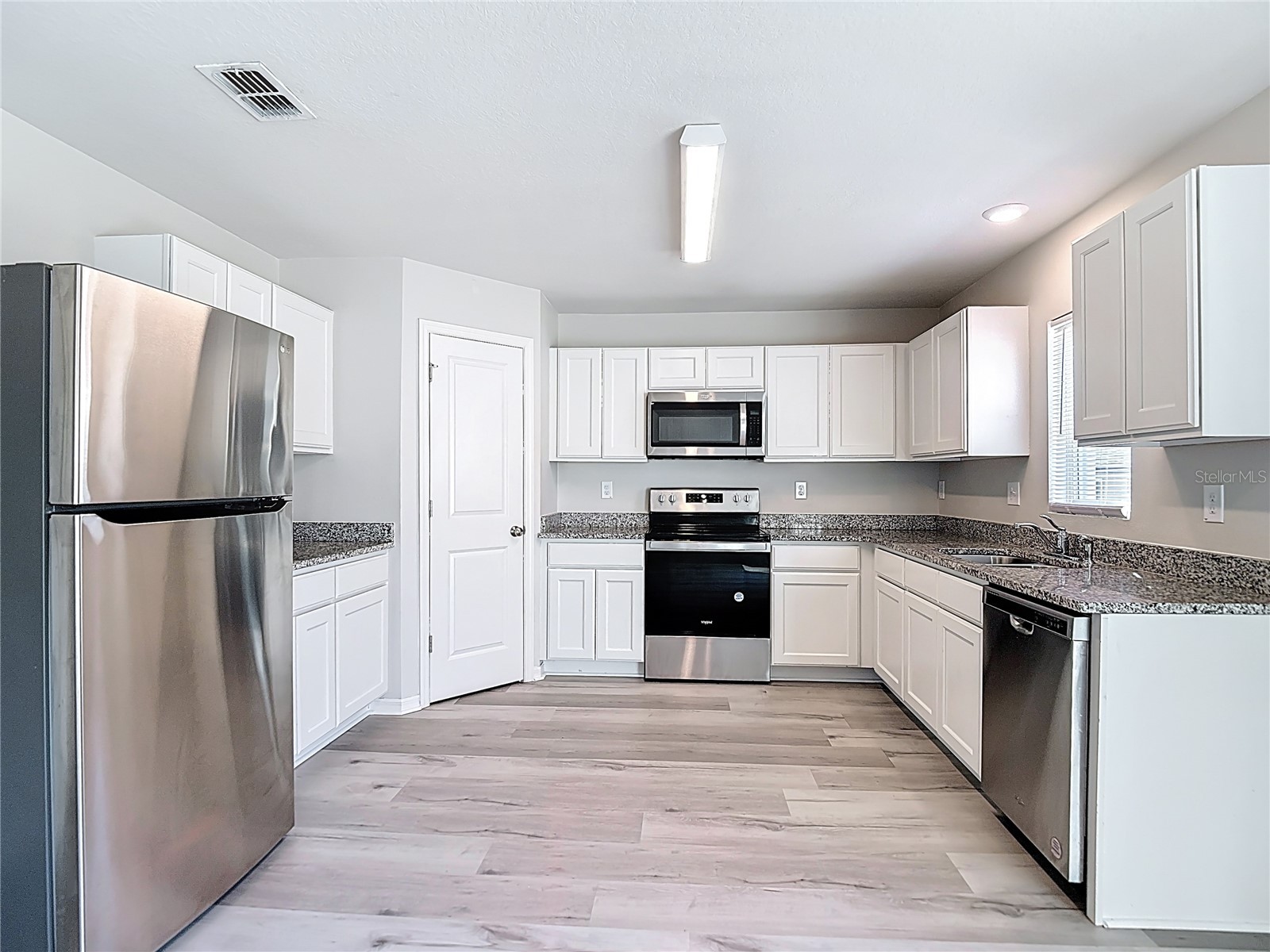 11374 Marcella Avenue Weeki Wachee FL 34614 W7884243 image22